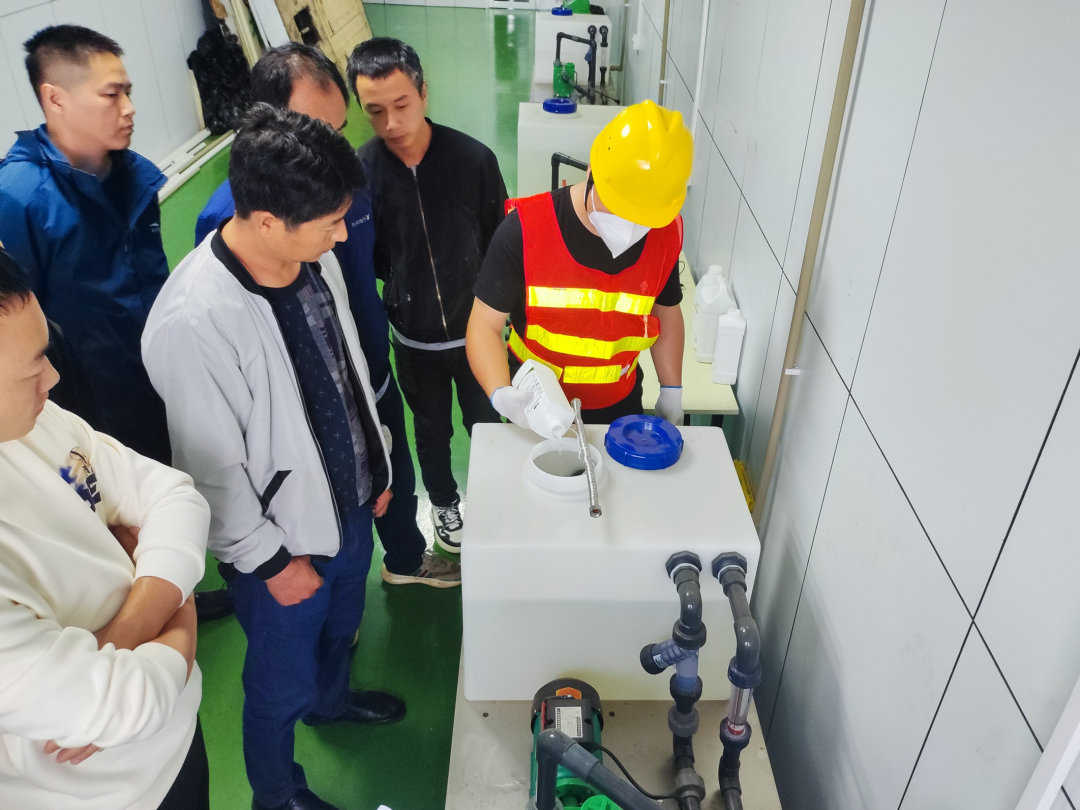 第二十四期湖南省集中空調清洗消毒職業技能培訓圓滿落幕!(圖5) 第二十四期湖南省集中空調清洗消毒職業技能培訓圓滿落幕!(圖5)